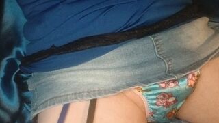 Watch this kinky American crossdresser get off with panties and lingerie store action up close